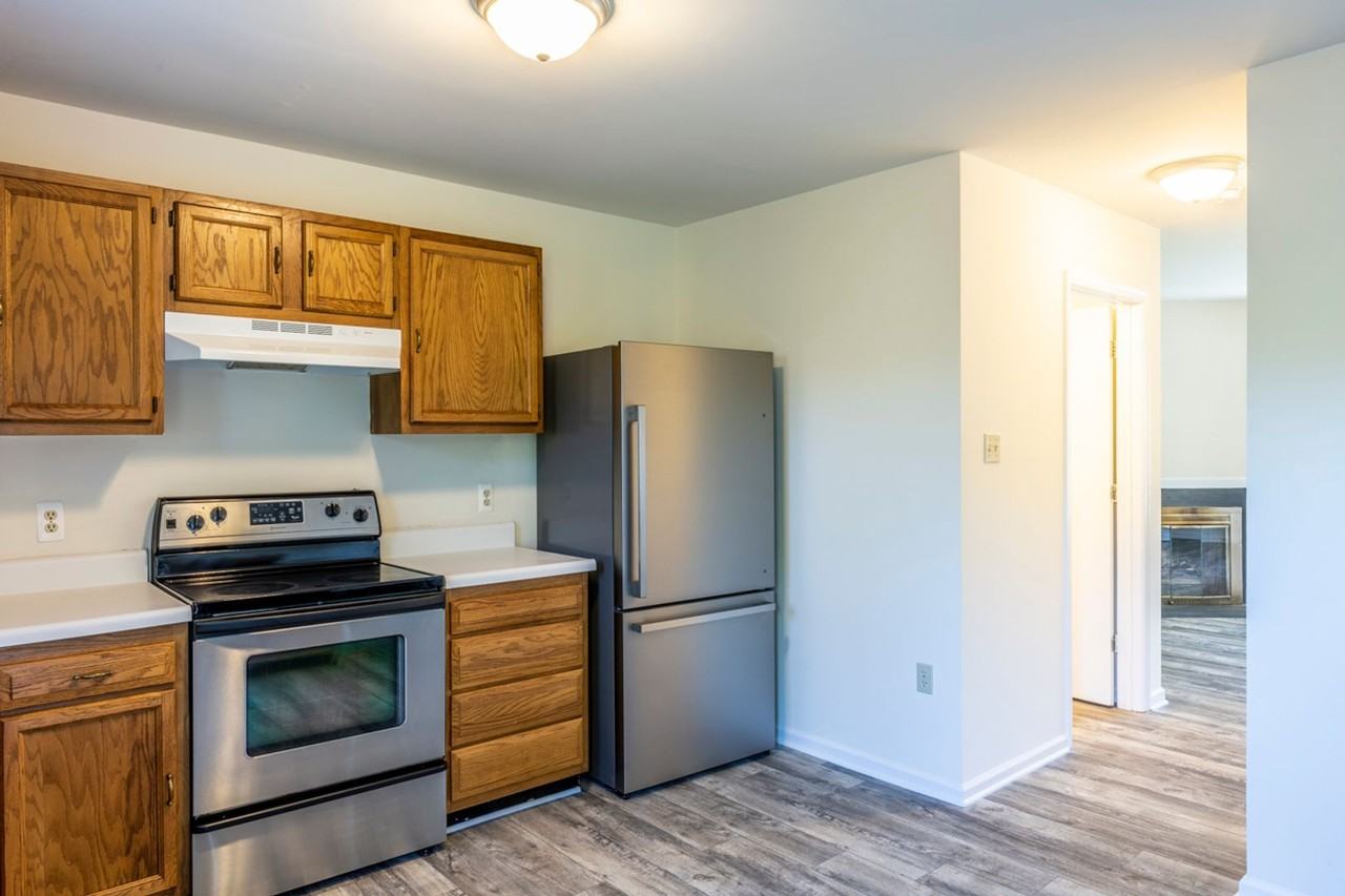 418 Riverside Ave - Photo 5 of 38