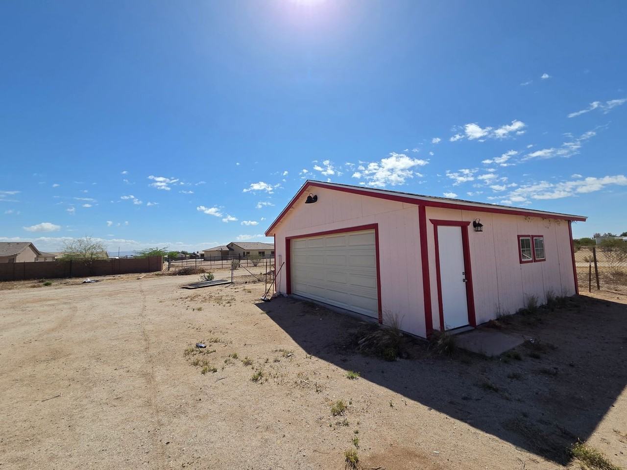 1469 W Virgil Dr - Photo 2 of 49