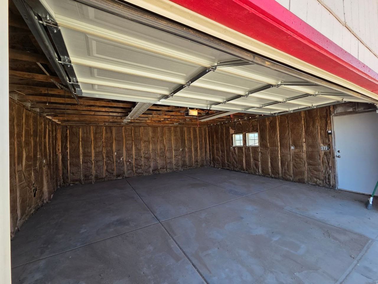1469 W Virgil Dr - Photo 3 of 49