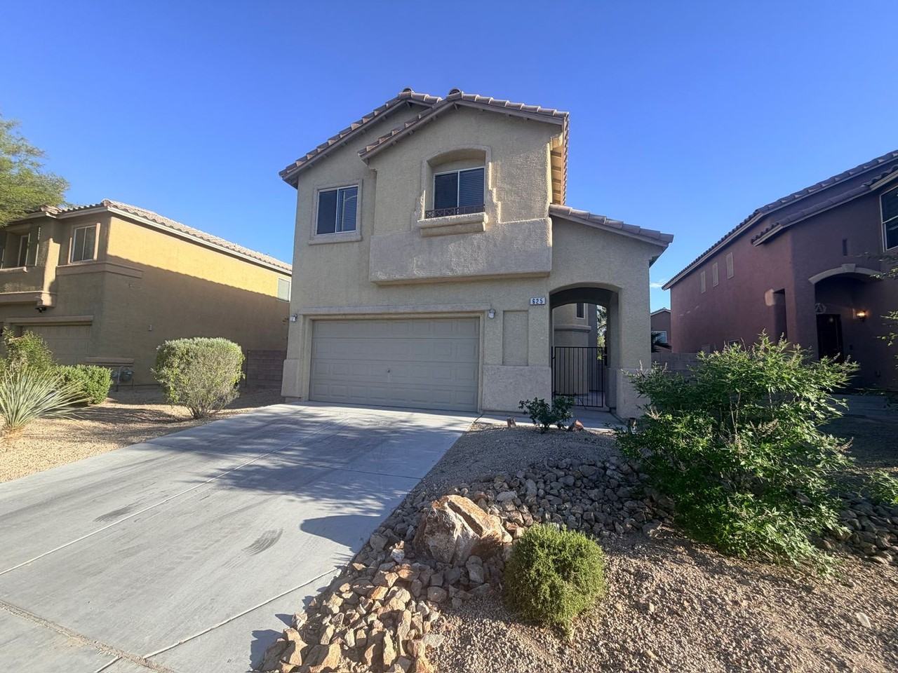 625 Sterling Spur Ave - Photo 2 of 27