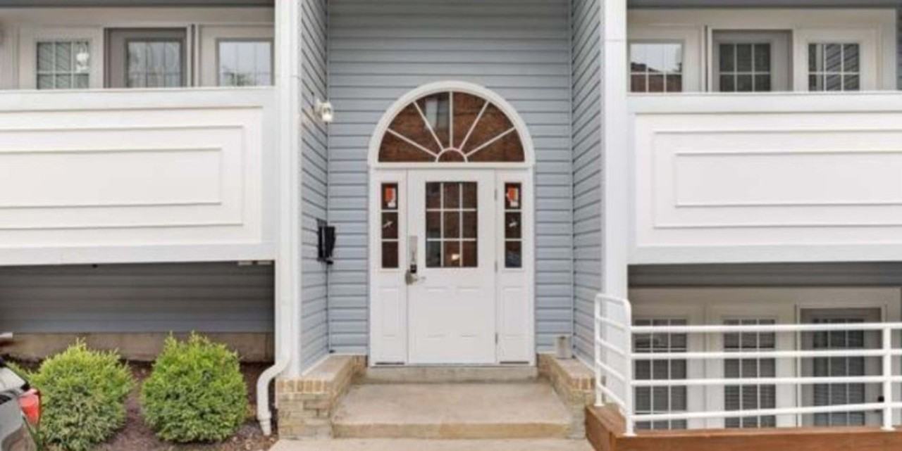 6425 Richmond Hwy #301 - Photo 2 of 16