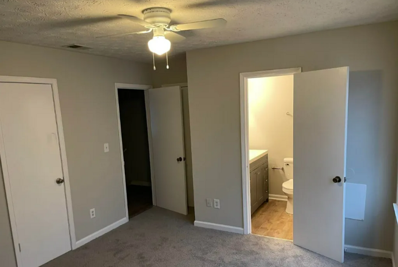 117 Hudson Bridge Ter - Photo 4 of 19