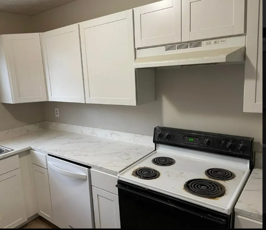 117 Hudson Bridge Ter - Photo 7 of 19