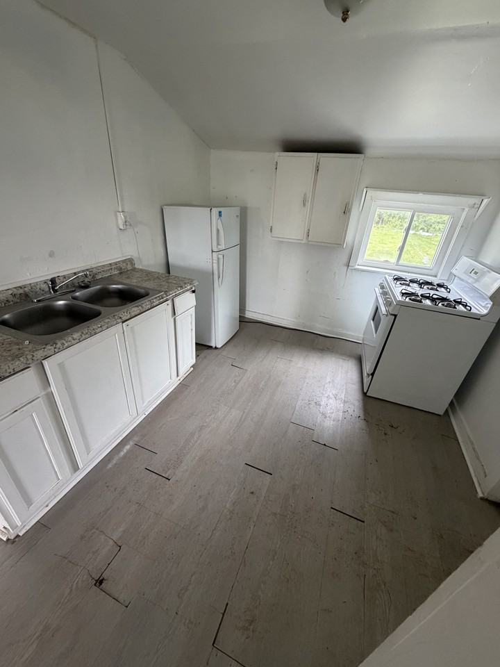 262 Selma Rd #262 - Photo 4 of 7