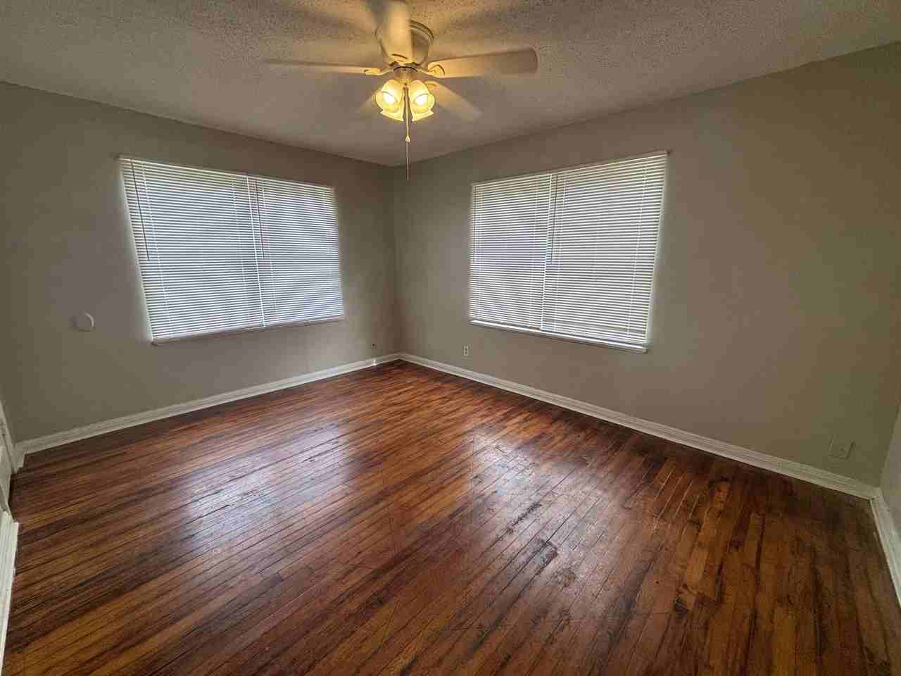 1138 1st Ave N - Photo 6 of 13