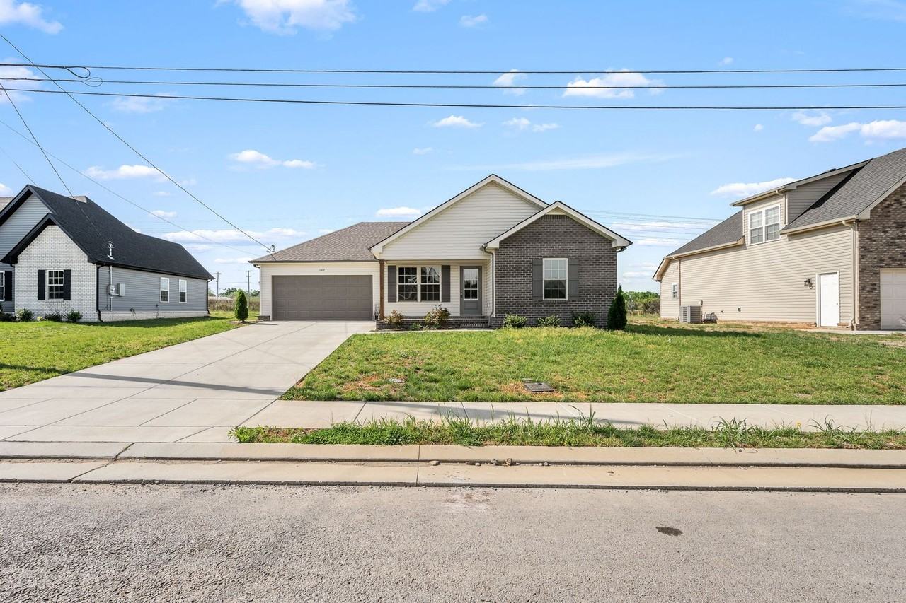 107 Meadowbrook Dr - Photo 3 of 35