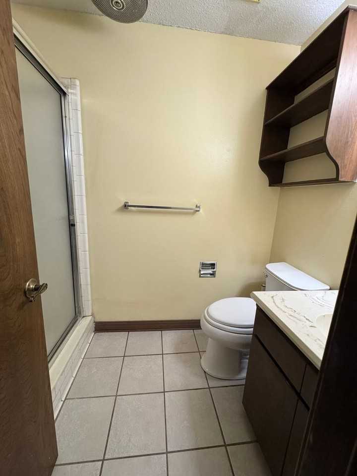 4724 Skywood Dr - Photo 6 of 8