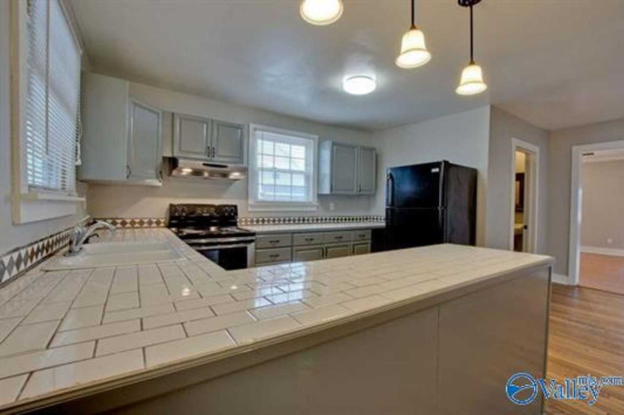 3516 Triana Blvd Sw - Photo 2 of 17