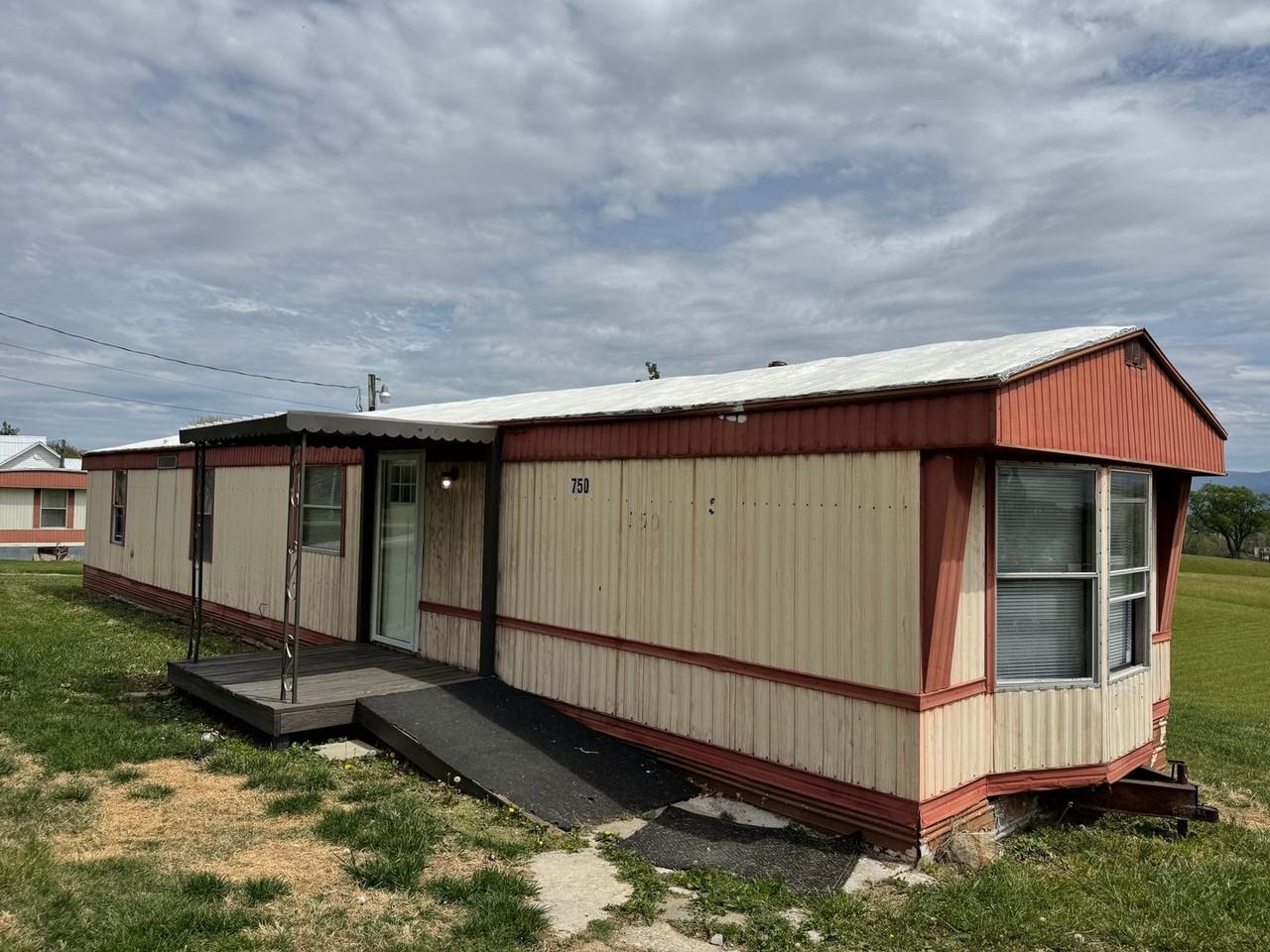 750 Quillen Shell Rd - Photo 2 of 15