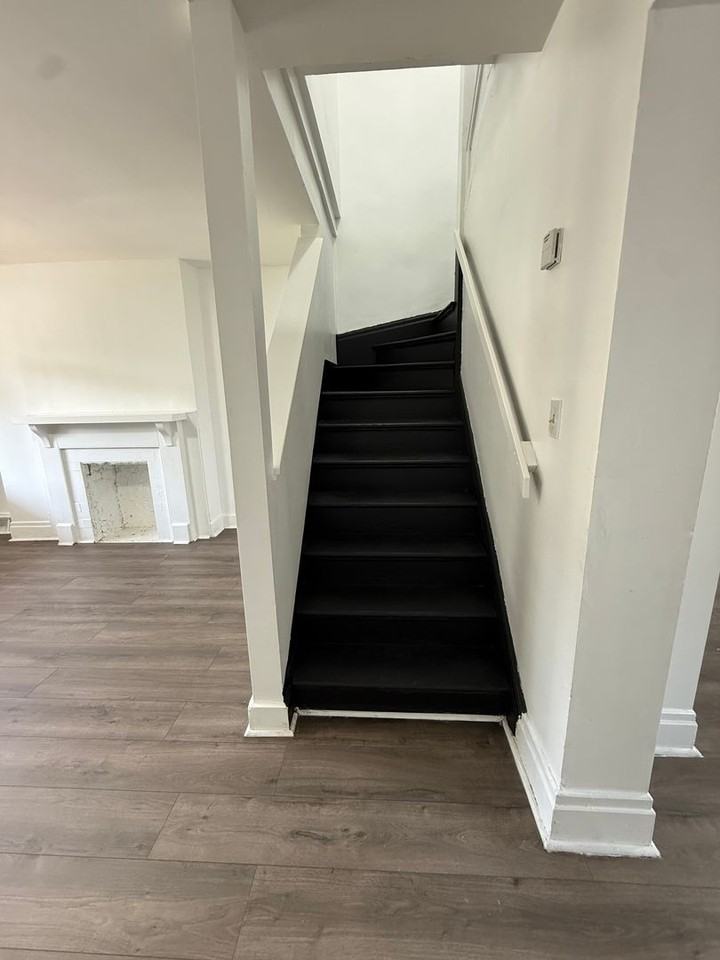 613 Climax St - Photo 4 of 16