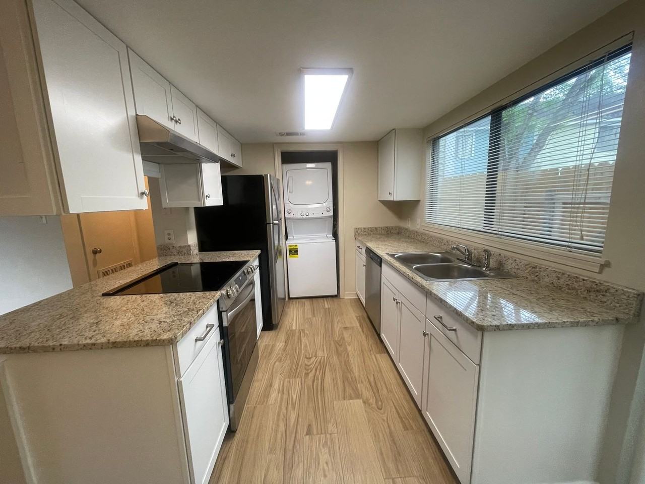 176 Settlers Bnd - Photo 4 of 13