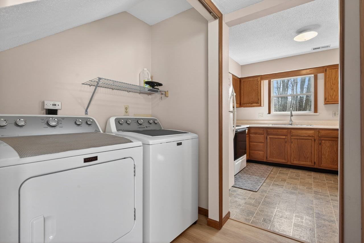 504 Seagraves Ave #504 - Photo 4 of 26