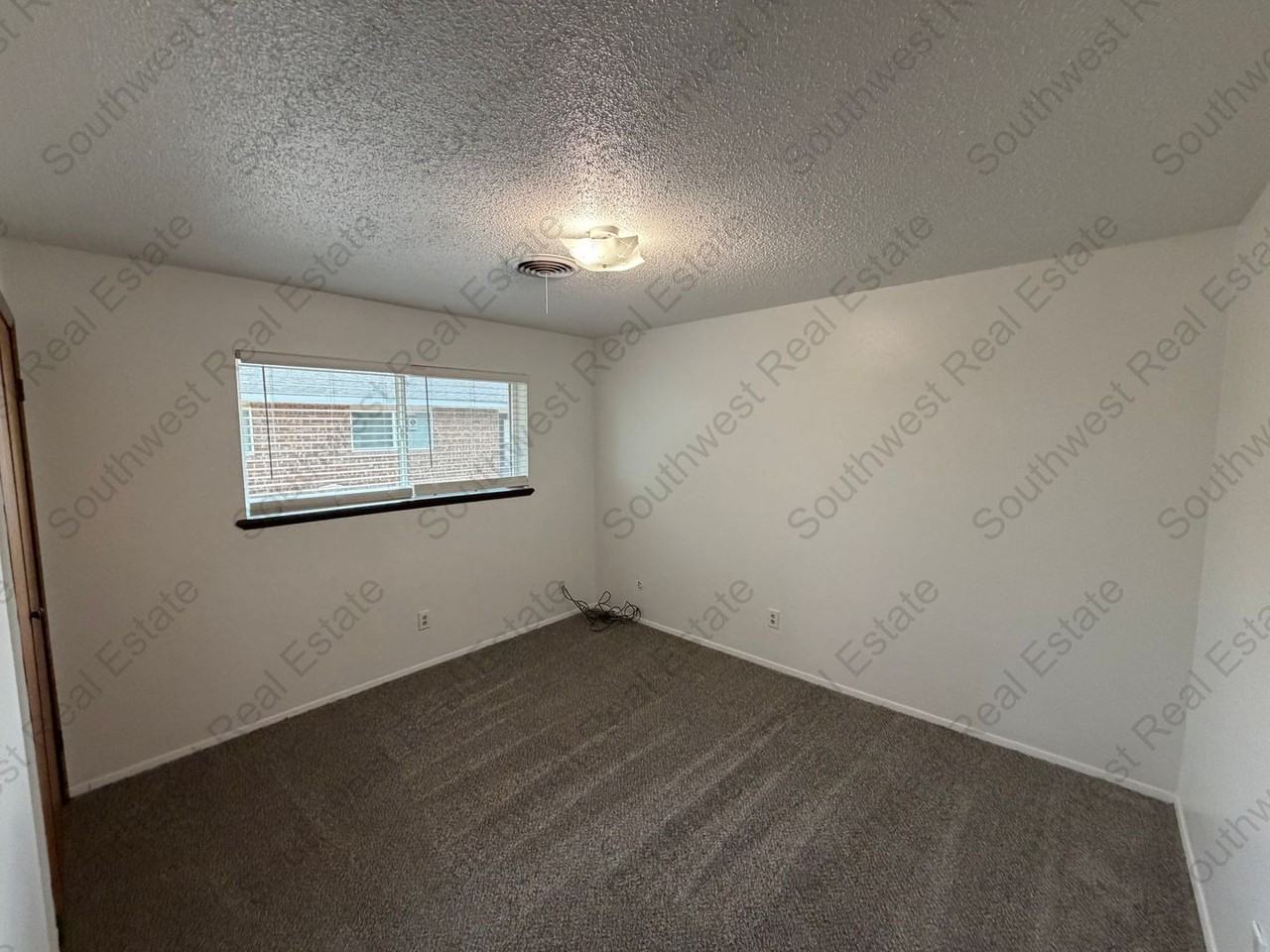 3740 Glenfield Dr - Photo 7 of 12