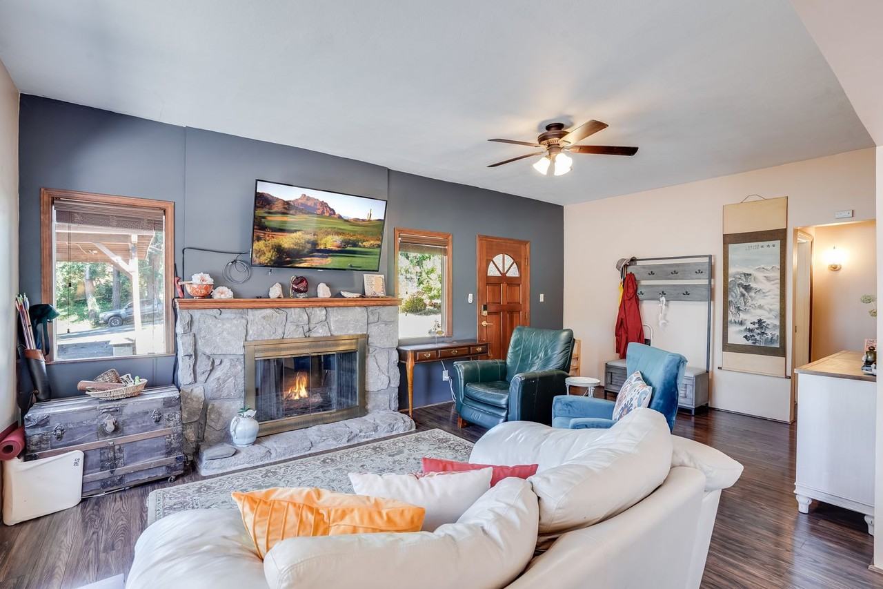 1212 Se Oak Grove Blvd - Photo 6 of 16