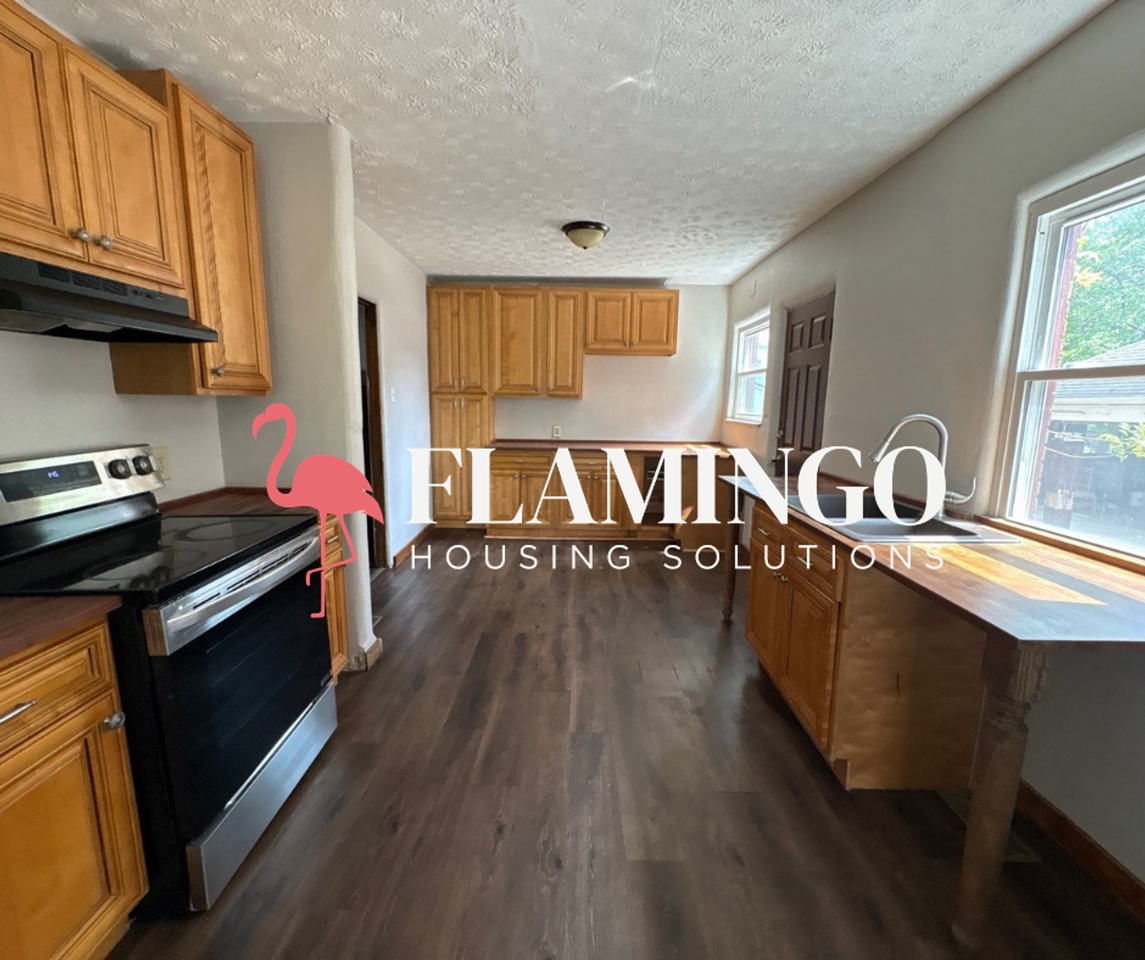 830 Audrey Pl - Photo 7 of 18