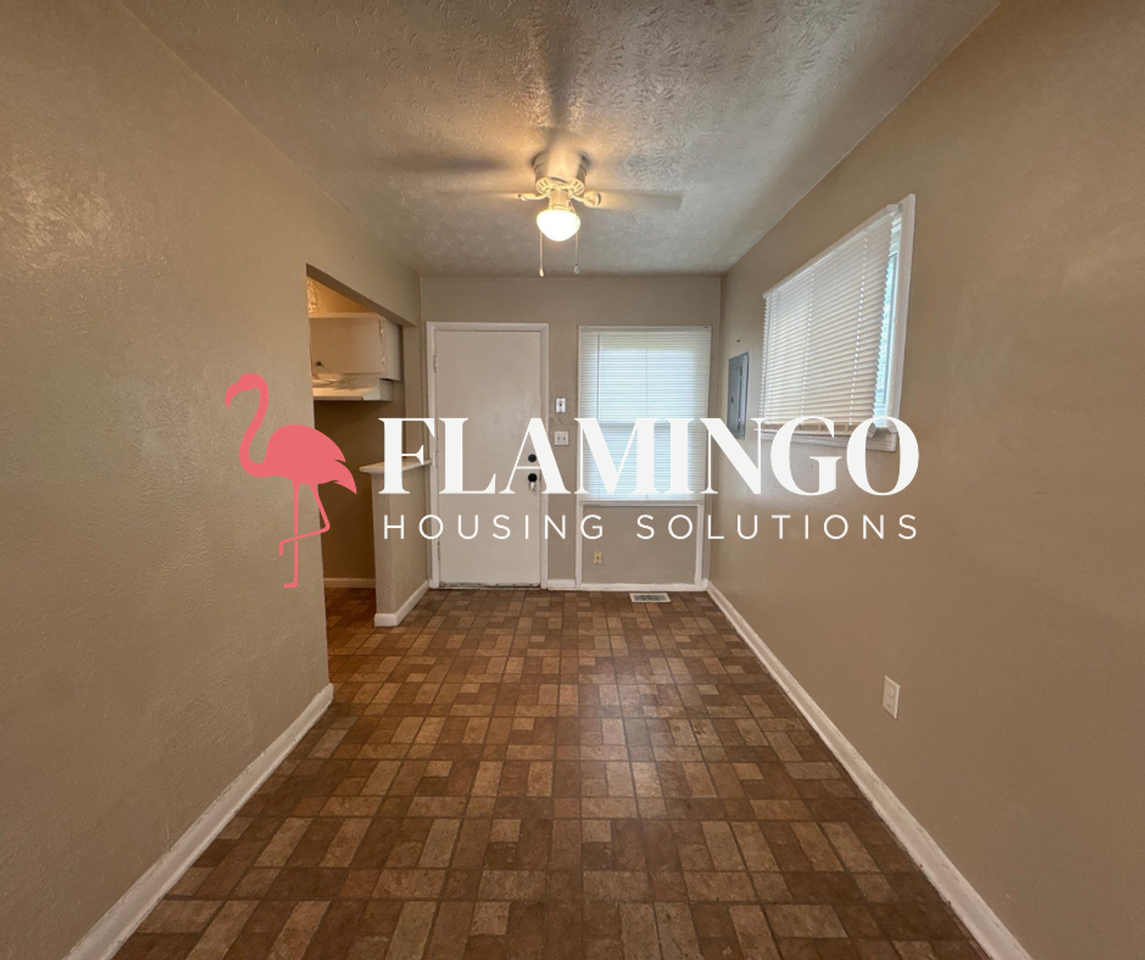 4665 Owens Dr - Photo 4 of 15