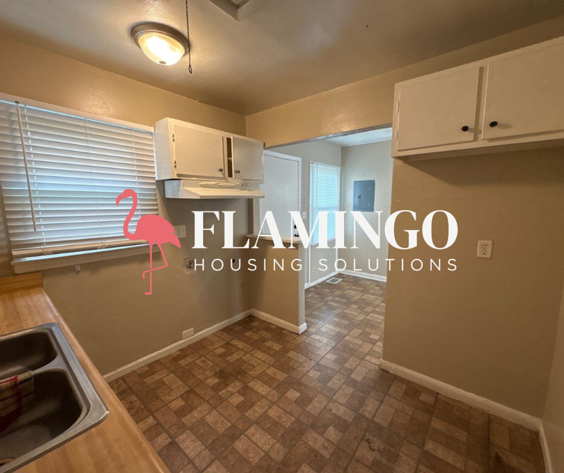 4665 Owens Dr - Photo 6 of 15