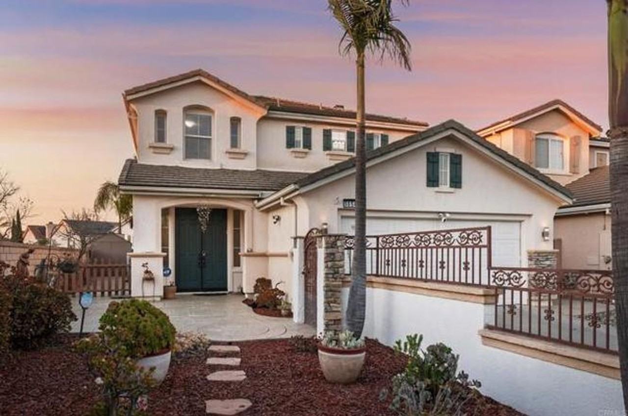 5654 Weatherstone Ct - Photo 2 of 28