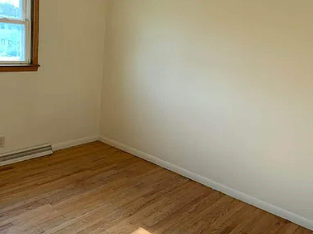 5830 N 61st St - Photo 5 of 6