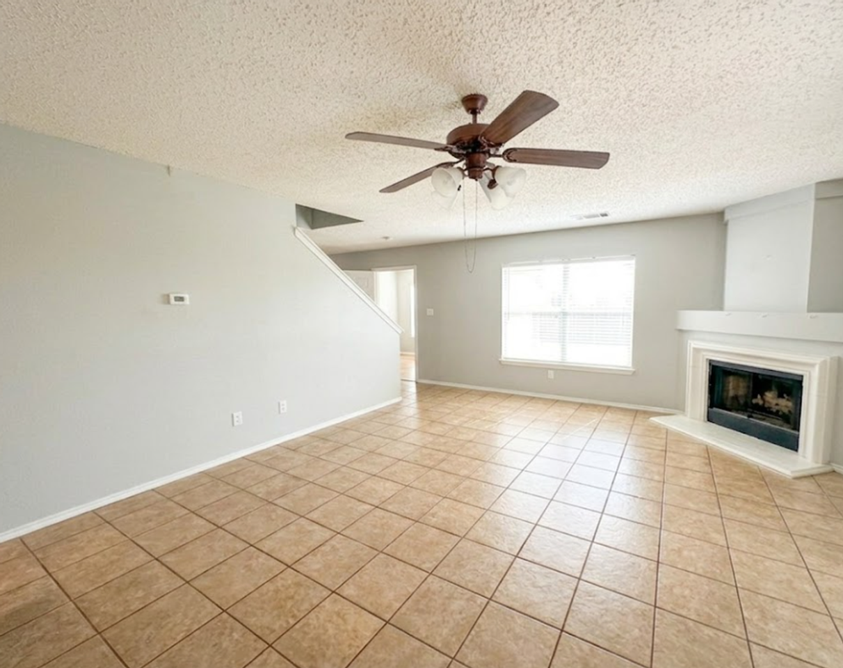 7903 Bramble Bush Dr - Photo 3 of 20