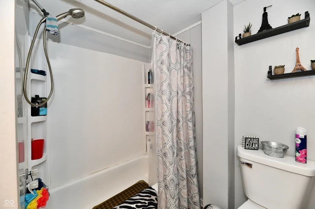 3142 N Euclid Ave - Photo 6 of 21