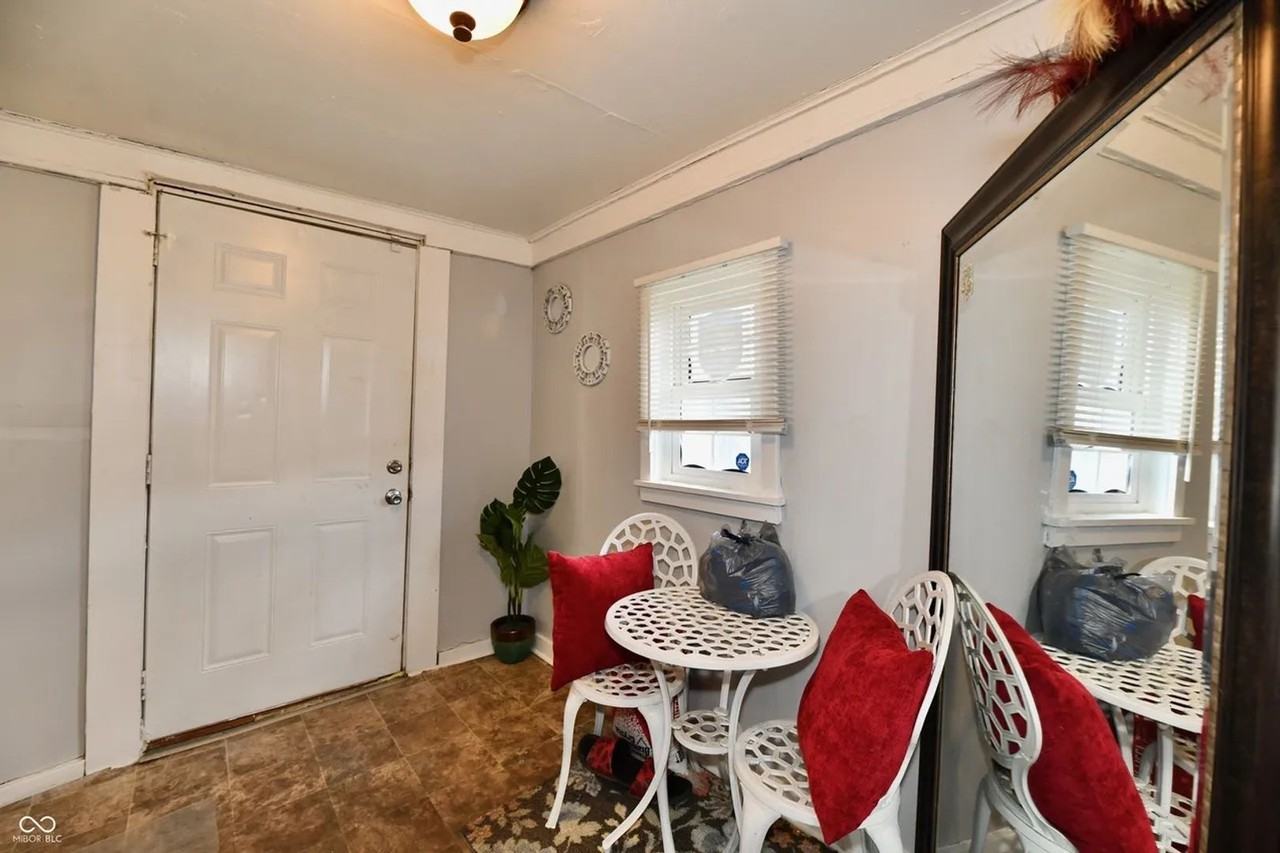 3142 N Euclid Ave - Photo 7 of 21