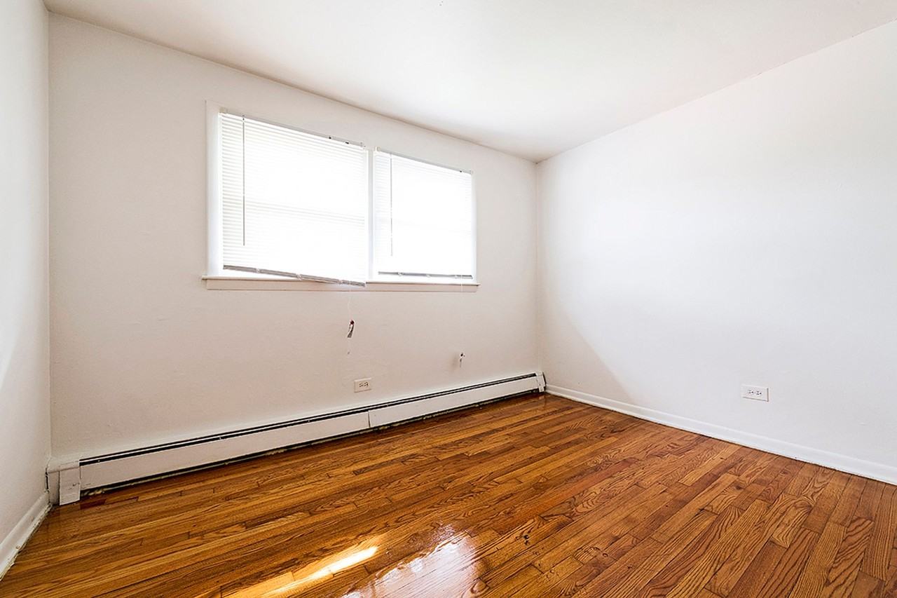 14101 S Atlantic - Photo 7 of 17