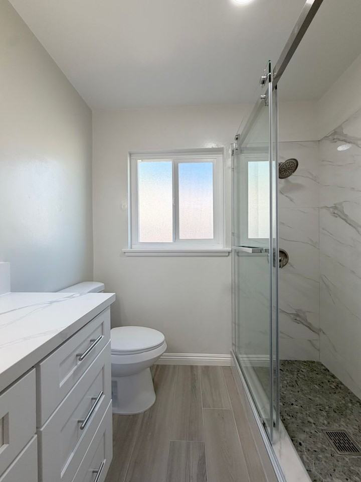 12231 Diane St - Photo 4 of 23