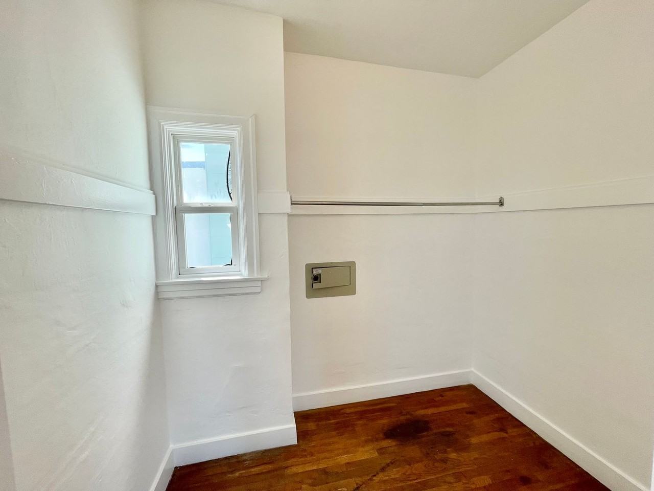 731 47th Ave #4 - Photo 5 of 29