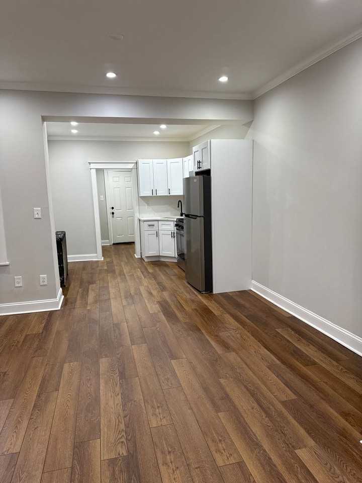 3215 N Newkirk St - Photo 2 of 10