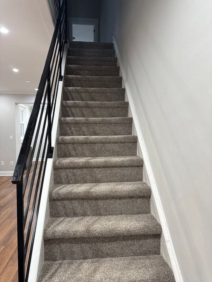 3215 N Newkirk St - Photo 5 of 10