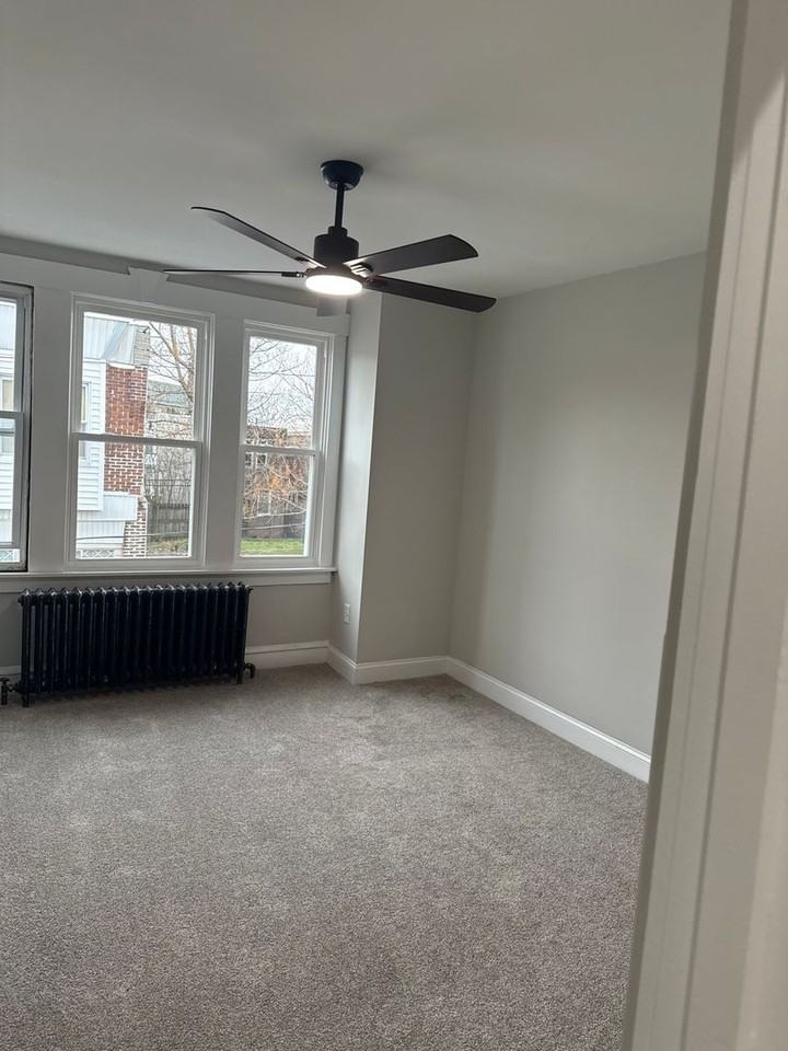 3215 N Newkirk St - Photo 6 of 10