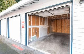 23900 Se Stark St - Photo 1 of 1