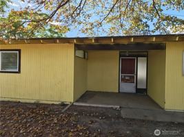 featured image of 207 March St