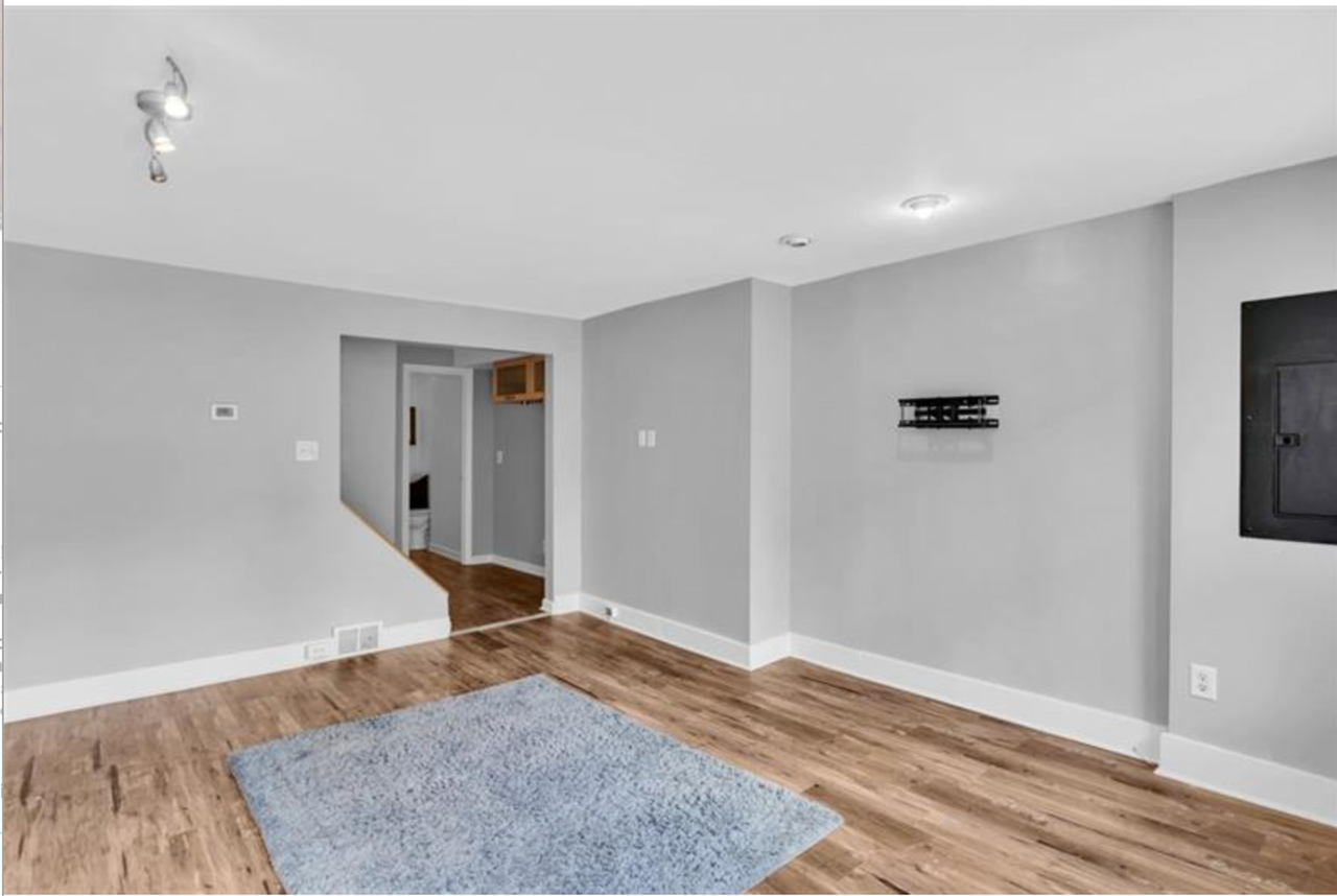 602 Middle St - Photo 4 of 28