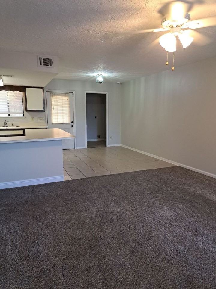 4837 S Lakewood Dr - Photo 7 of 21