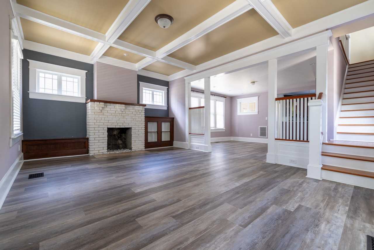 1842 Hubbard St #1 - Photo 6 of 32