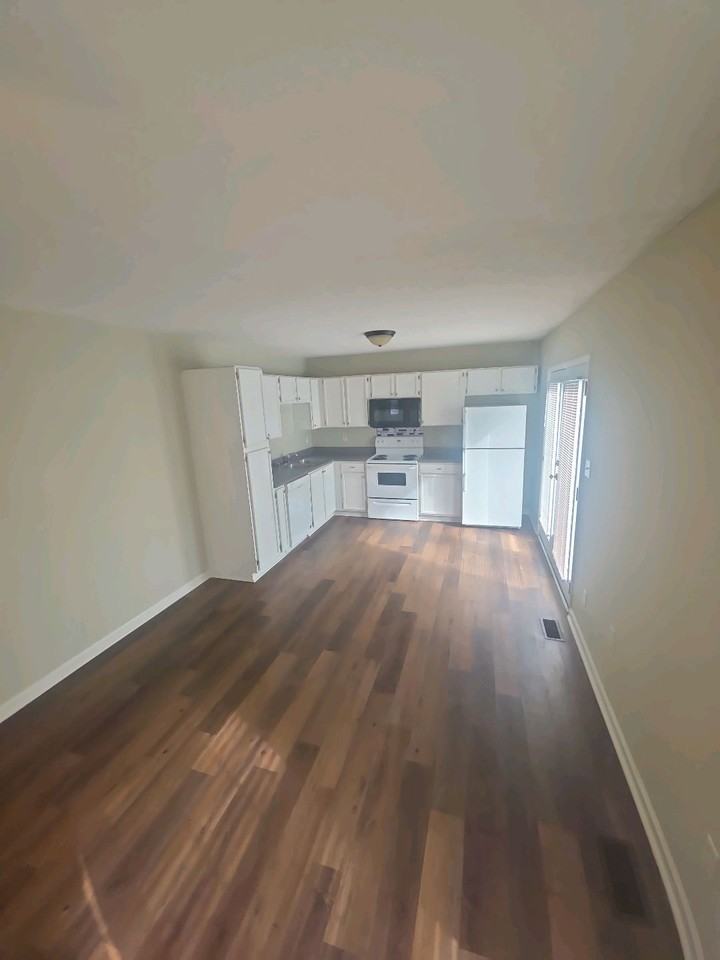 6917 Colrain Cir #1 - Photo 5 of 16