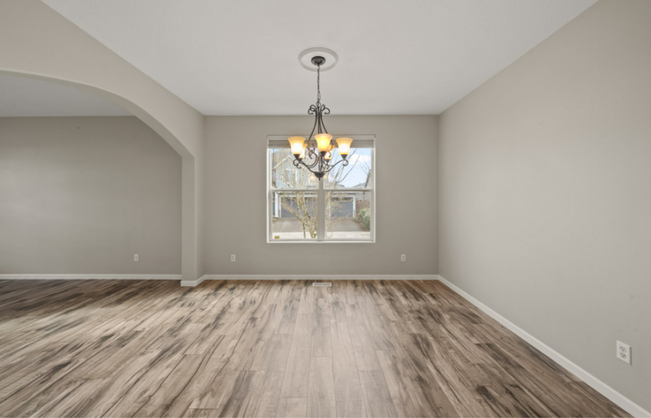 15642 Se Bollam Dr - Photo 7 of 37