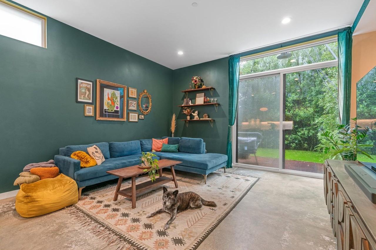 745 Apgar St - Photo 5 of 30