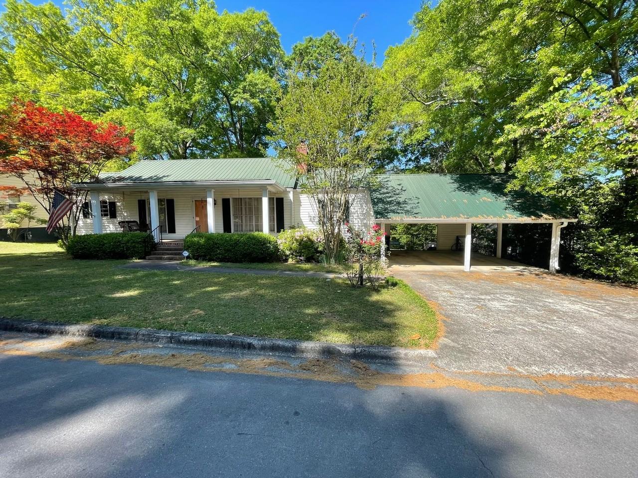 310 Roswell Ave Se - Photo 3 of 50