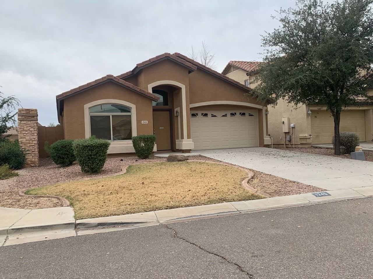 1345 W Corriente Dr - Photo 2 of 14