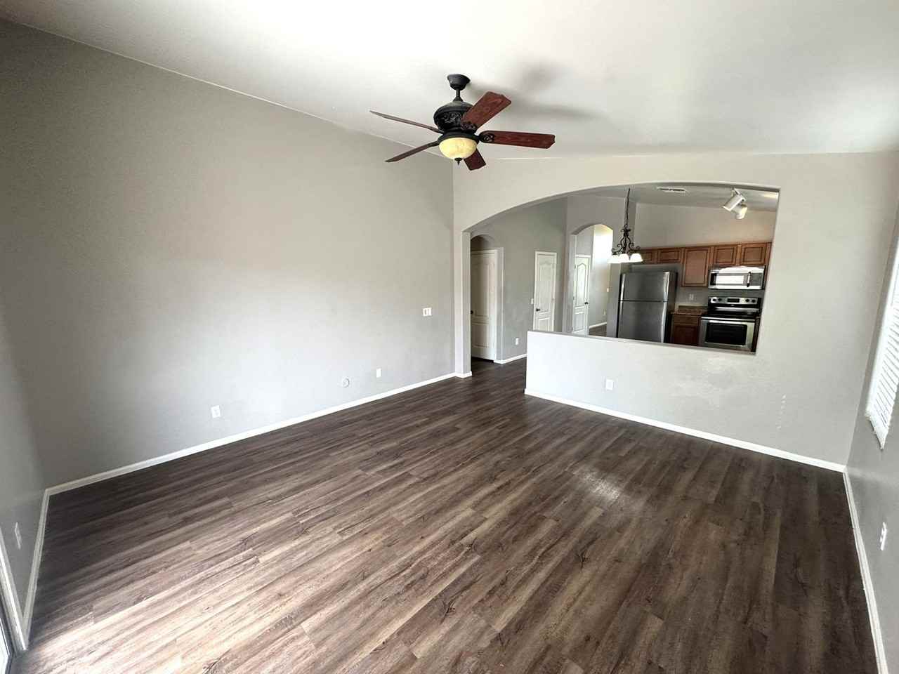 1345 W Corriente Dr - Photo 6 of 14