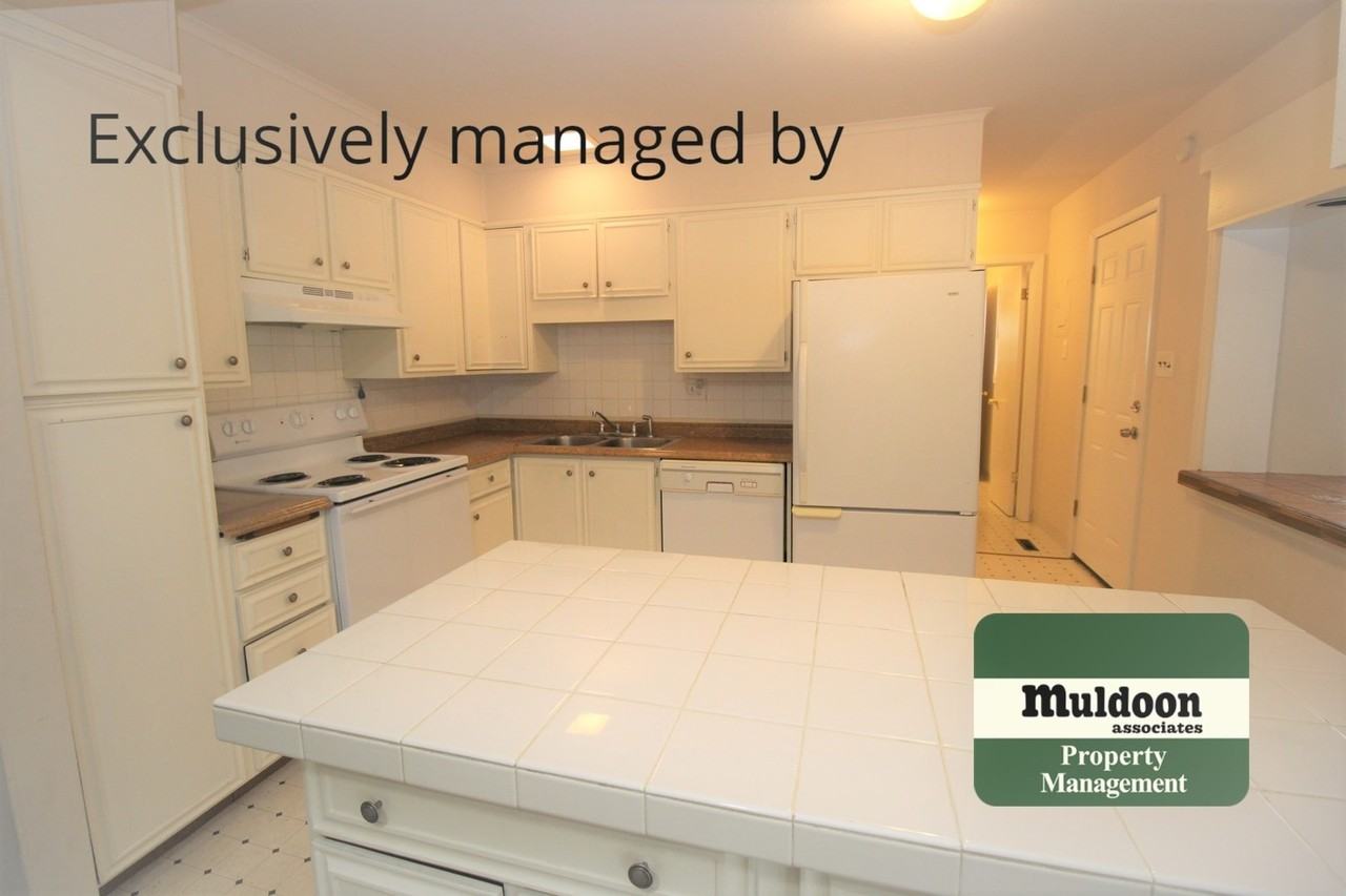 3026 Drakestone Dr - Photo 3 of 11