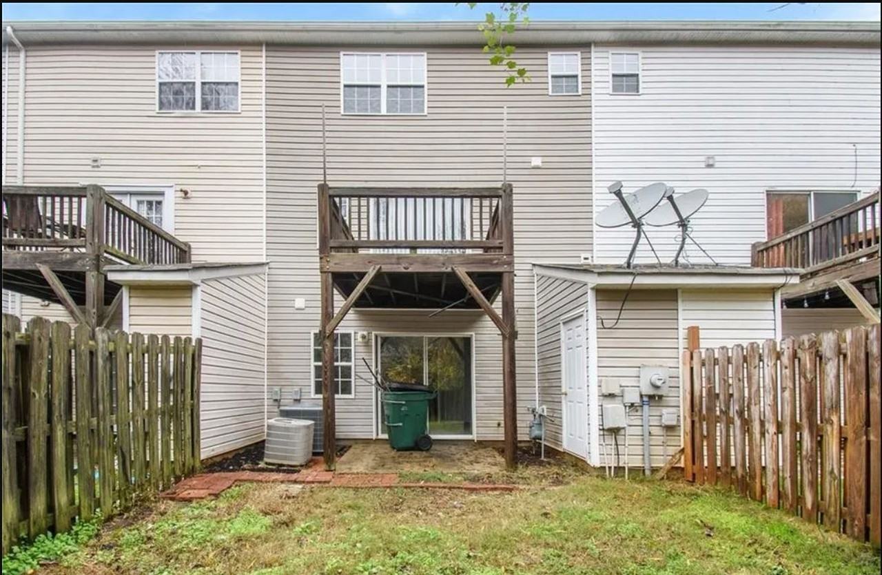 10519 Yellow Rose Ln #1 - Photo 7 of 40