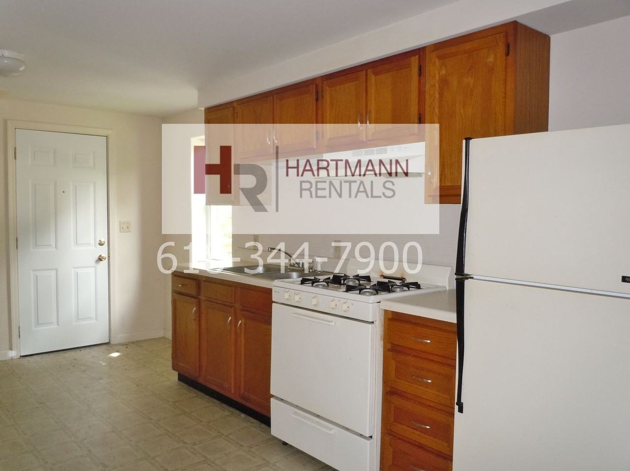 707 Hilda St - Photo 3 of 12