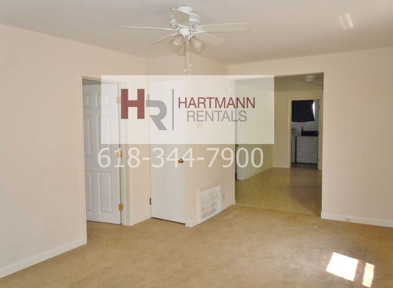707 Hilda St - Photo 4 of 12