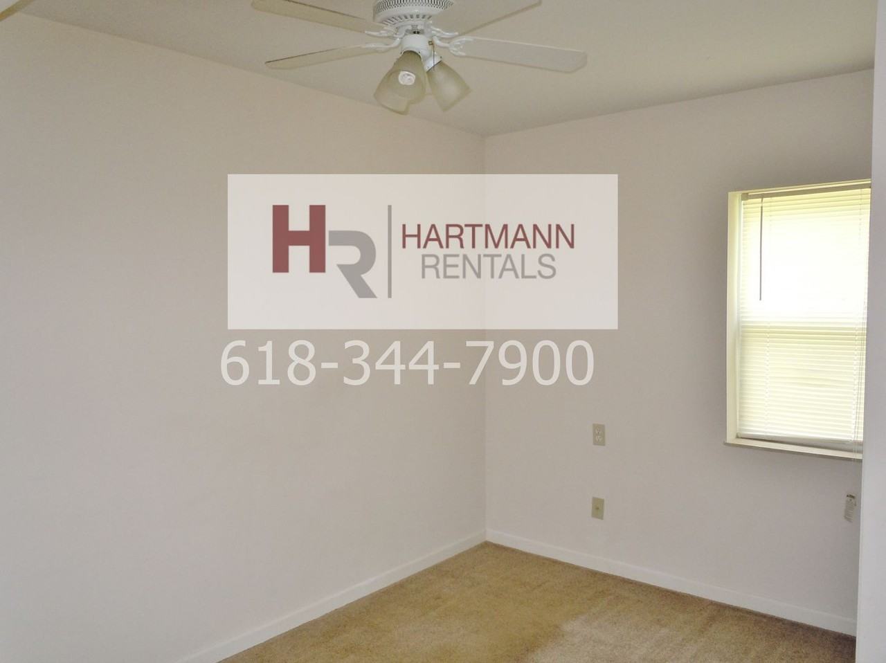 707 Hilda St - Photo 7 of 12