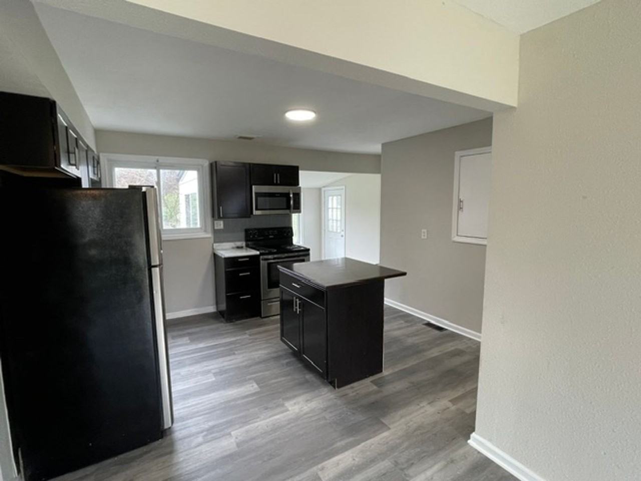 815 Bella Ln - Photo 5 of 12