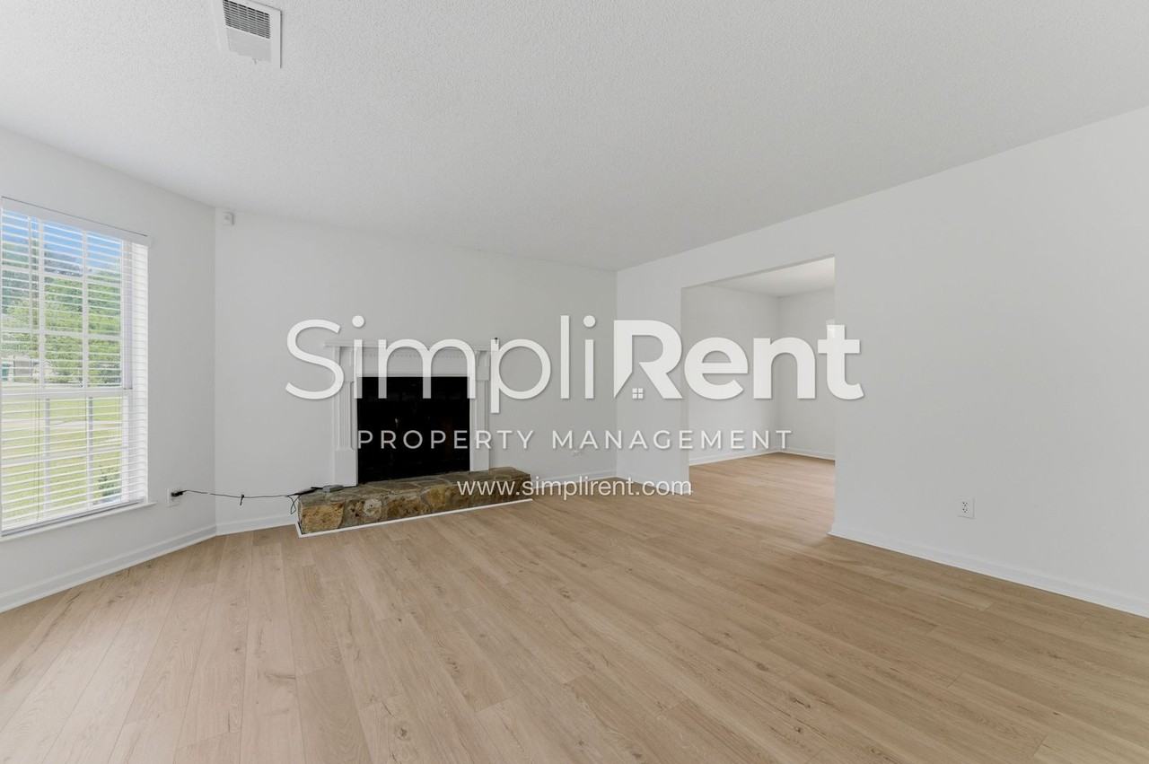 5605 La Fleur Trl - Photo 3 of 20